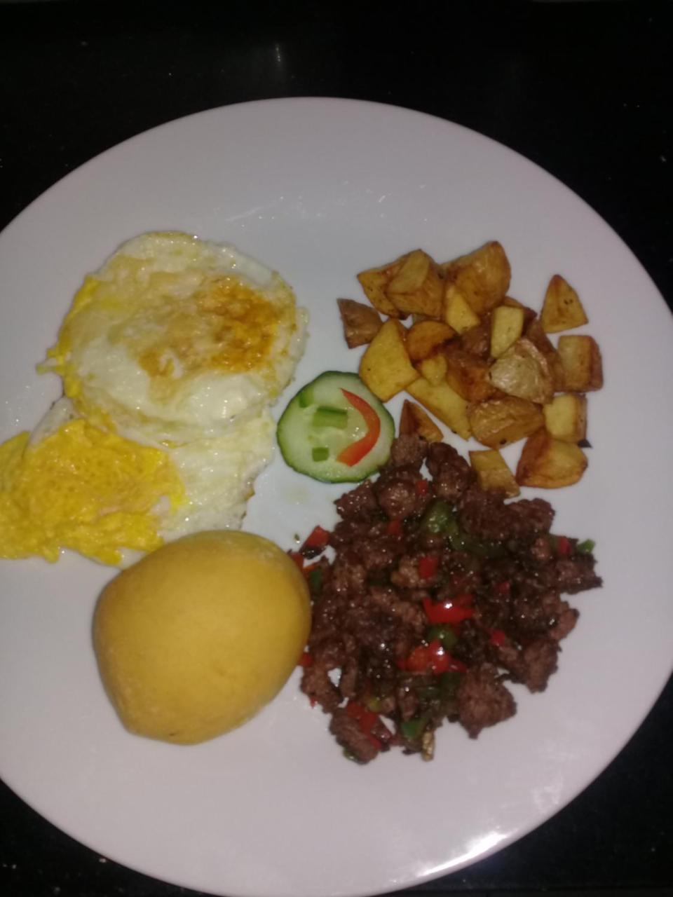 Upper Room Guest House Francistown Eksteriør billede