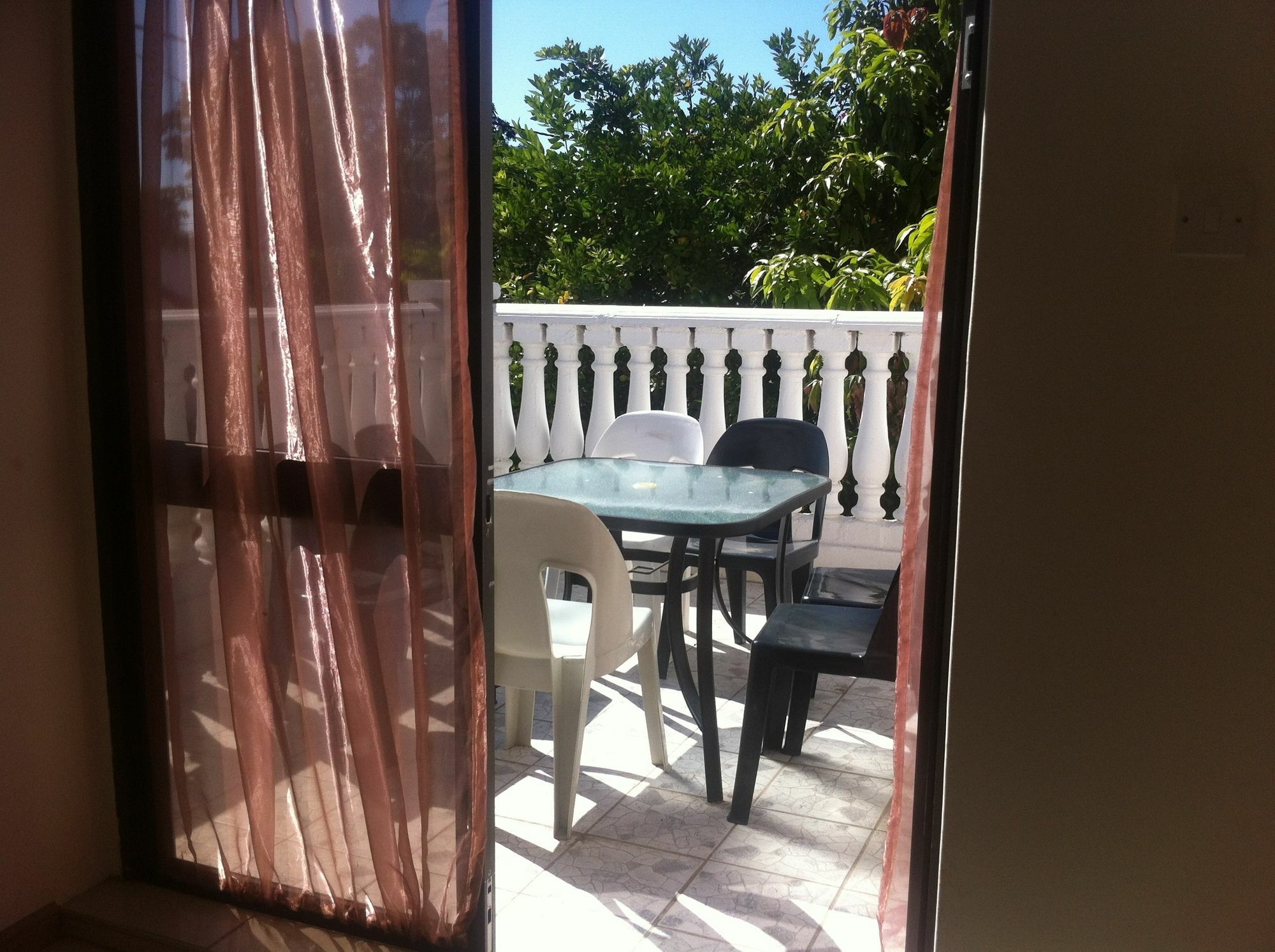 Upper Room Guest House Francistown Eksteriør billede